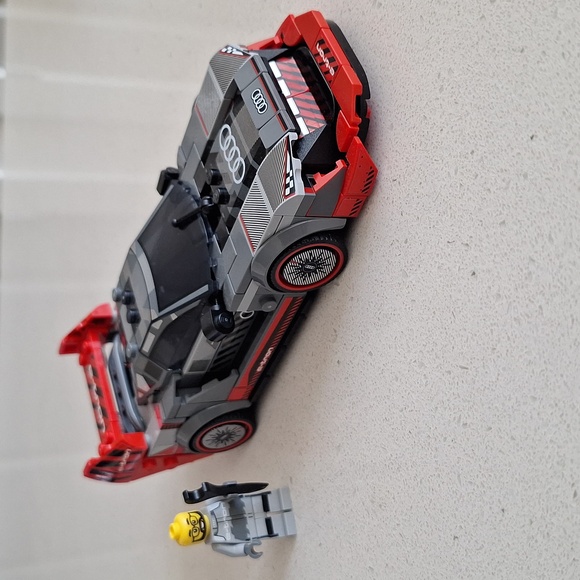 LEGO Audi S1 etron quattro Race Car, Speed Champion - Picture 5 of 5